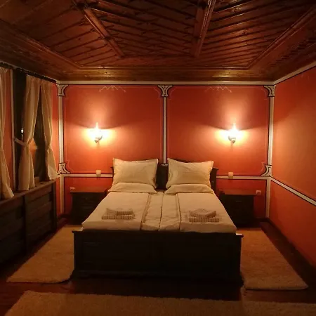 Pensión Once Upon A Time 3*