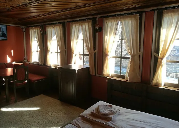 Once Upon A Time בית הארחה 3*